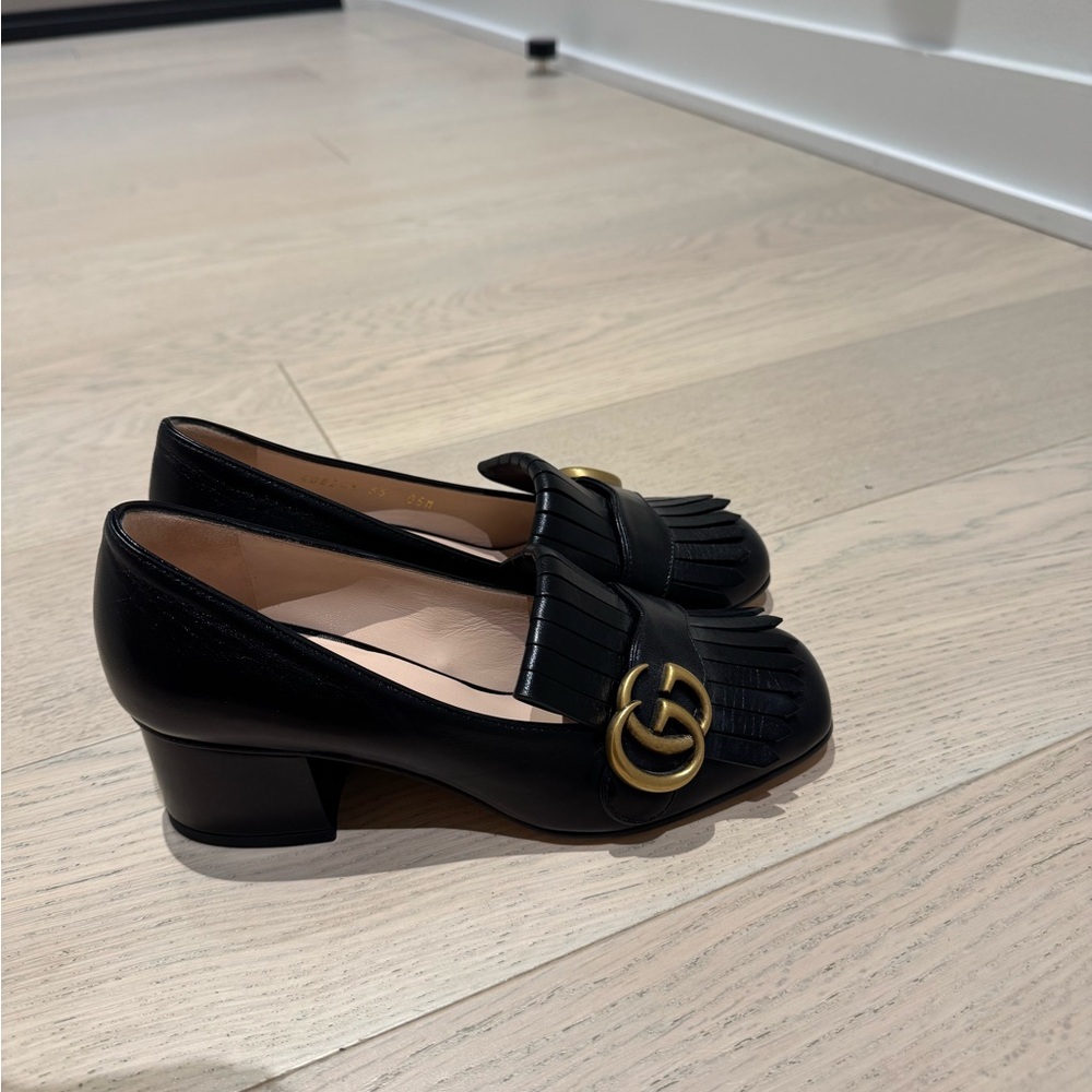 Gucci Marmont Black Leather Fringe Loafers with Gold Logo - Picture 3 of 5